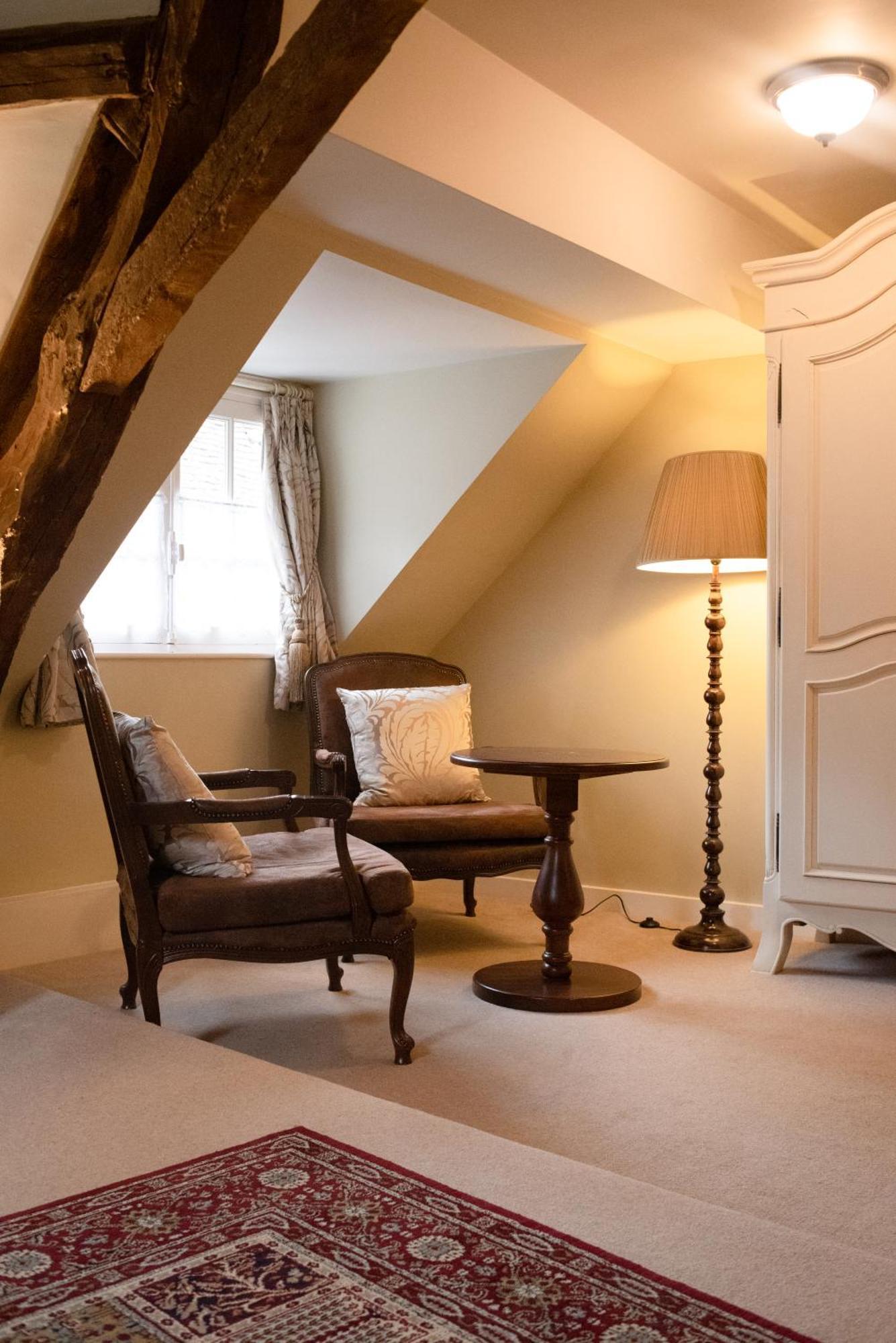 Logis Hotel De France La Chartre-sur-le-Loir Екстер'єр фото