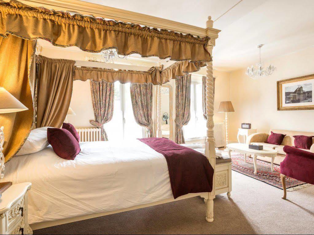 Logis Hotel De France La Chartre-sur-le-Loir Екстер'єр фото